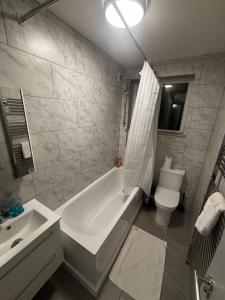 Family-Friendly Docklands Apartment