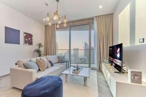 High Floor 1BR Burj View Apartment by fam Living