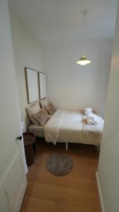 Berthelot Design au pied du tram et proche métro