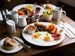 Hitchin Priory Hotel