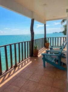 Sky Studio Terrace - WaveSide Ocean Bliss
