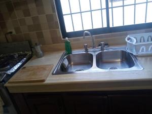 apartamento en reparto los tres ojos
