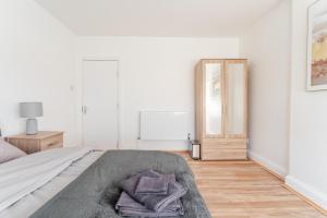 Spacious 4 Bed House in Churchill