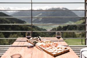 Ferienwohnung-Stille-in-Suedtirol-Aviunshof-nature-design-apartment