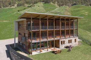 Ferienwohnung-Stille-in-Suedtirol-Aviunshof-nature-design-apartment