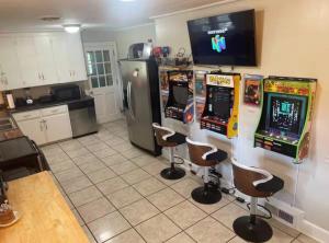 Retro Ranchhouse - Private Room