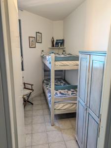 Casa Vacanze TANI Intero appartamento sul mare