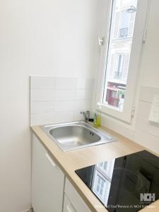 Eiffel Tower Magnificent Paris