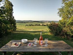 Maisons de vacances Jj French Gites : photos des chambres