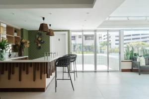 Shalom Suites by Yellowkey