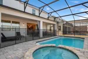 Dream 9BR House at Solara Resort - Themed Rooms, Pool, Hot Tub & Game Room!