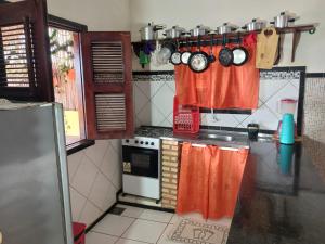 Chales lua mar e sol