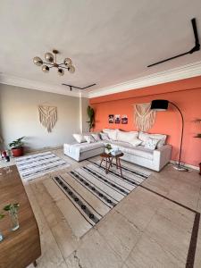 Panoramic Nile View Close to Centre 3-Bedrooms