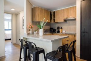 Stylish 2BR in Santiago with Balcony 5 guests