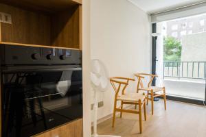 Stylish 2BR in Santiago with Balcony 5 guests
