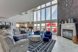 Panoramic Lake Belton Views: Home Near Marina