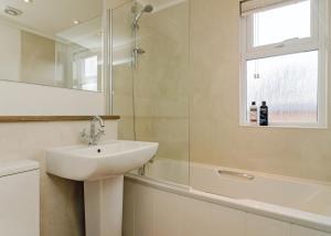 Canterbury Reach Lodge Retreat