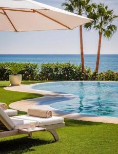 Luxurious Marbella Villa with 5 Bedrooms, Ocean Views, Private Pool