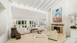 Luxurious Marbella Villa with 5 Bedrooms, Ocean Views, Private Pool