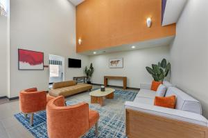 Best Western Plus Austin Airport Inn & Suites