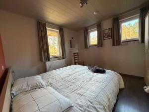 Comfortable holiday cottage in Herbeumont - 5 bedrooms, 3 bathrooms, SAUNA