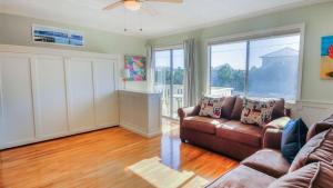 Canal Place 206