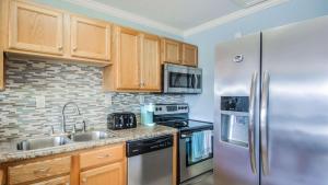 Canal Place 206