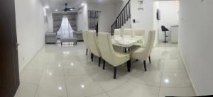 Kajang White House