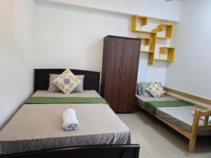 Central & Cozy Modern 2 Bedroom Apartment