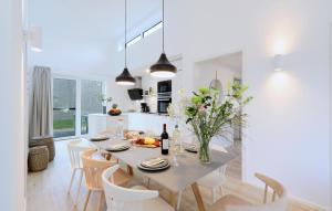 Gorgeous Home In Lembruchdümmer See With Sauna