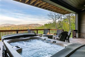 Mtn View Home Sleeps 8 Fireplace Games Hot Tub