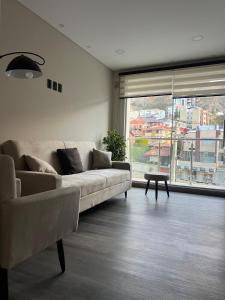 Moderno departamento en Los Pinos Zona Sur