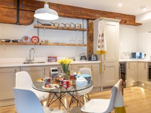 1 Bed in Charlestown 42194