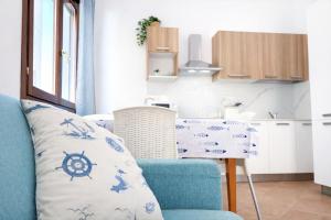 Palau , Port, Beach & Parking