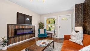 Dogwood Sycamore by AvantStay 6mins to Asheville