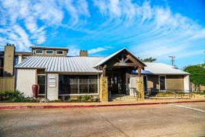 The Landry 326 Spacious and Cozy 2 Bedroom 2bth