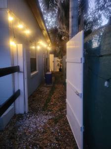 Charming Private Studio,Full Amenities, Great Location