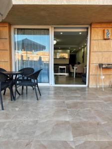 Mig Luxury Pool-Side Chalet & beach - Selena Bay