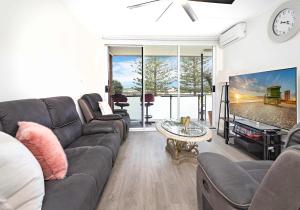 Reddall Waterside Stay