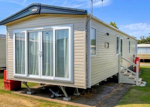 Willows Holiday Park