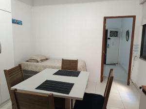 Confortavel apt 55 m, metro, vlt, consulado, aeroporto