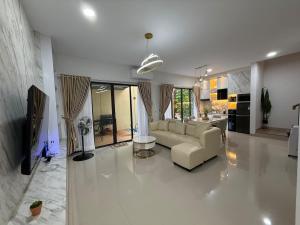 RV-Villa 4 bedrooms&Private Pool