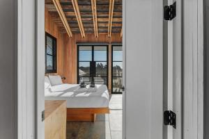 Bodega Shoals - Beach Access, Hot Tub & BBQ