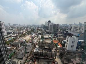 Private Skyview Apartment in Heart of Thonglor