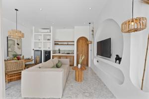 Unu Villa 12 Mediterranean 2BR With Rooftop & Pool