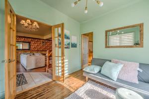 Gingo Shack - Private Spa & Lake View