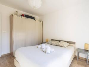 Appartement Terrasse Confortable à Reims - FR-1-870-23