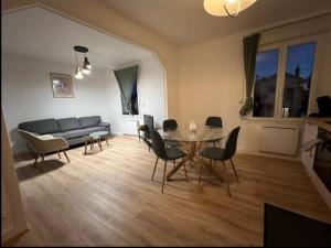 Maison Spacieuse avec Jardin à Saint-Dizier - FR-1-870-31