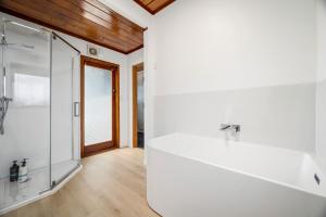 Aquarius home with aesthetic and lakeview