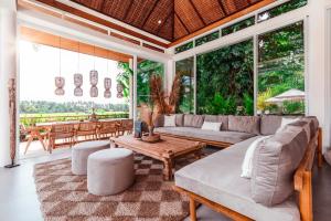 Villa Noemie by BaliSuperHost